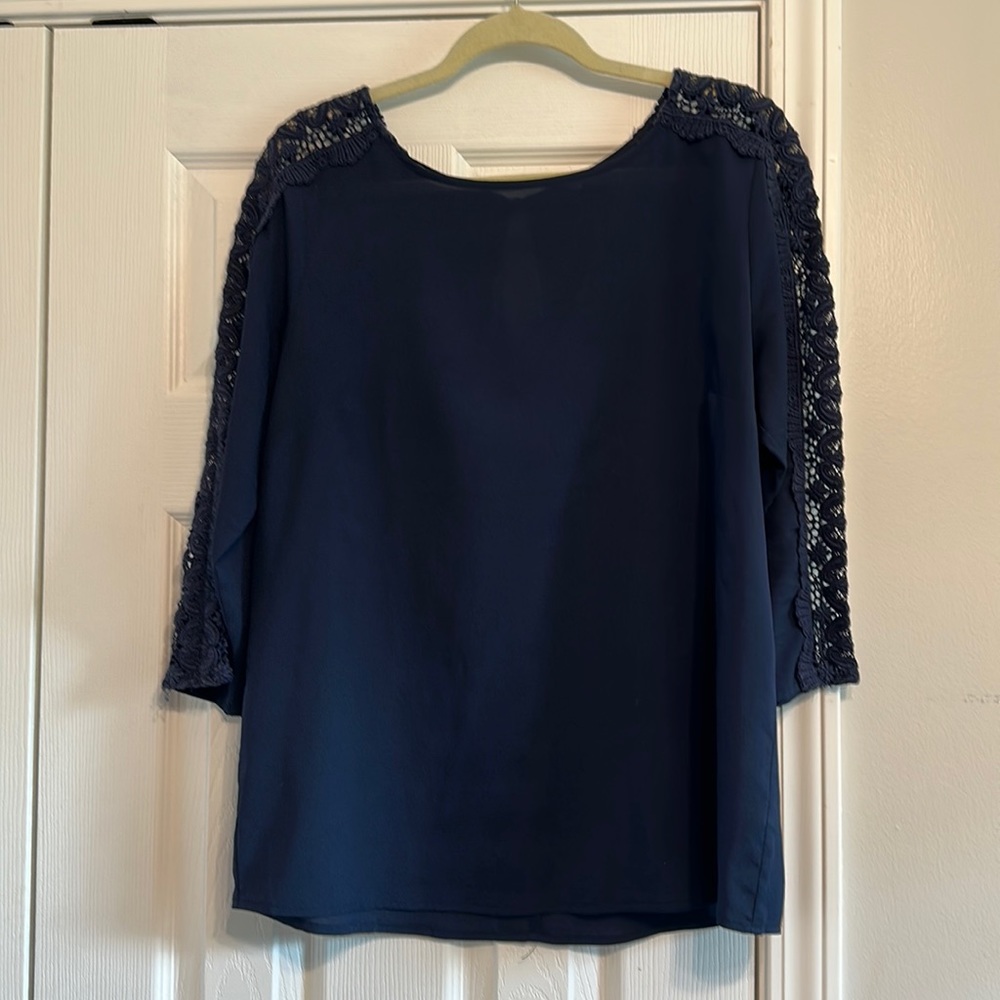 3/4 sleeve limited top